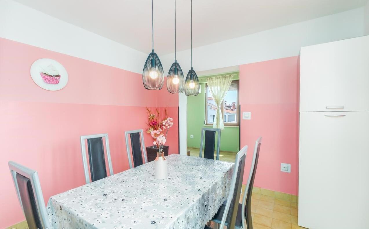 Spacious New App For 5 Persons, Close Beach&City Porec Exterior photo